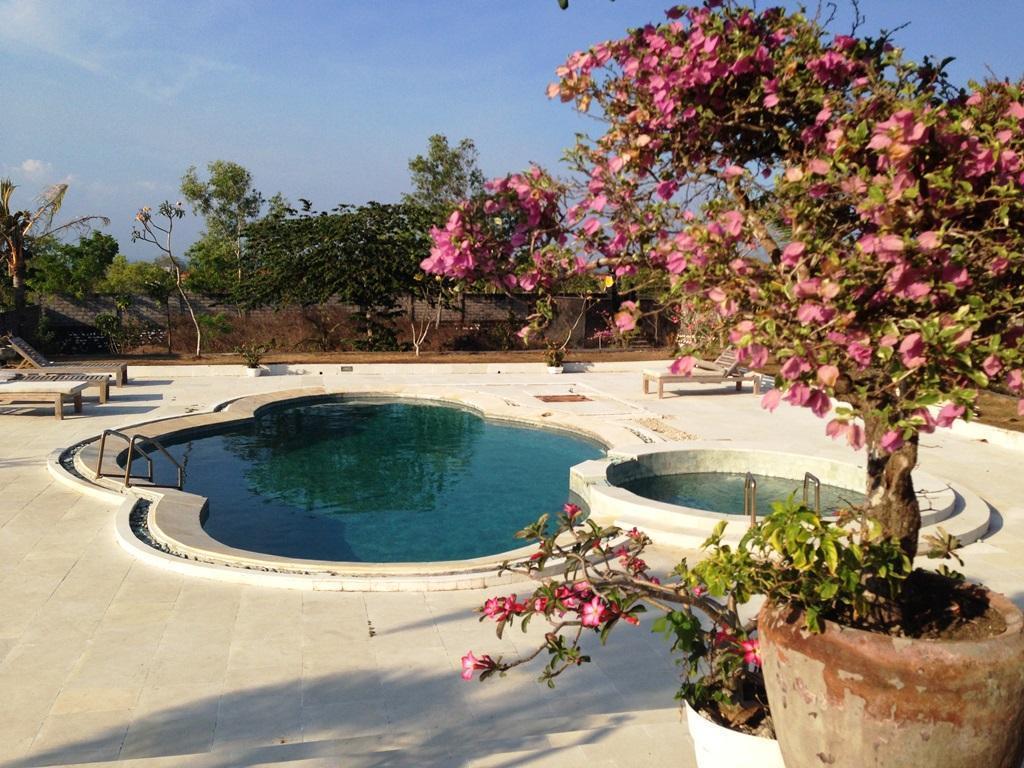 Bhujangga'S Village Near Pantai Uluwatu Redpartner Exterior photo